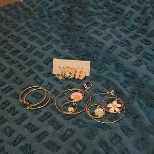 Pack of 5 earrings